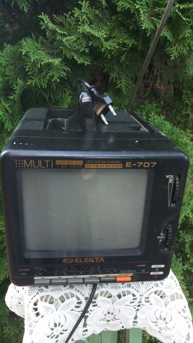 Телевизор с радио Electa e707