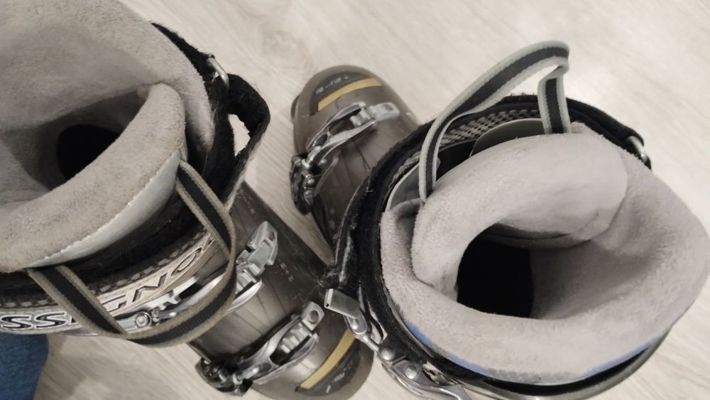 Buty na narty rozmiar 38 rossignol