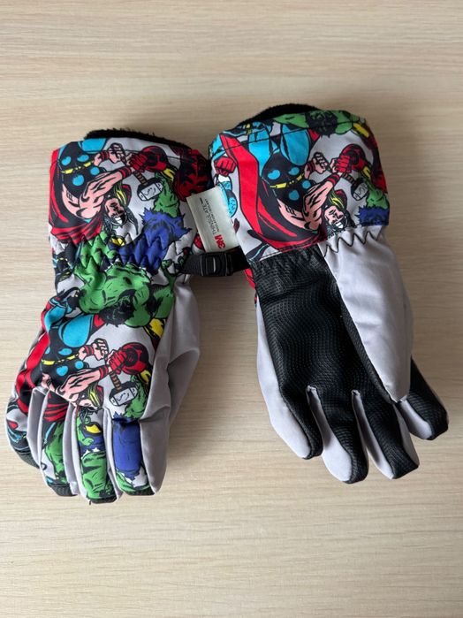 Дуті перчатки Марвел