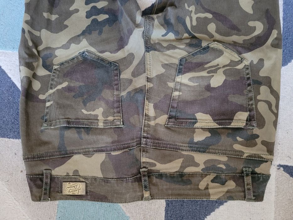 Spodnie moro Zara 38