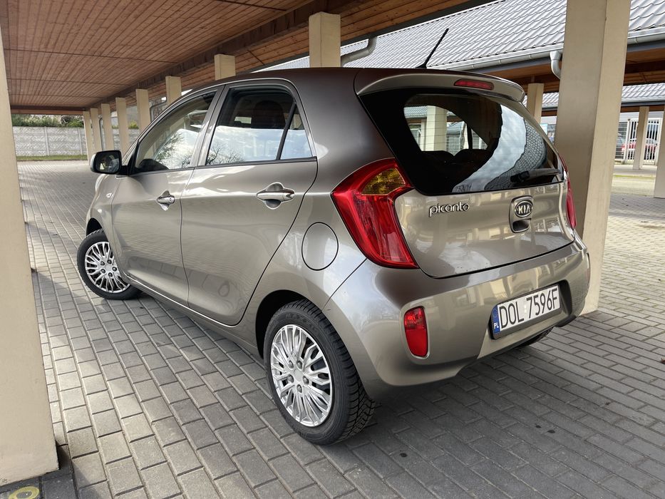 *Kia Picianto*mały przebieg*benzyna*klimatyzacja*zimowe opony