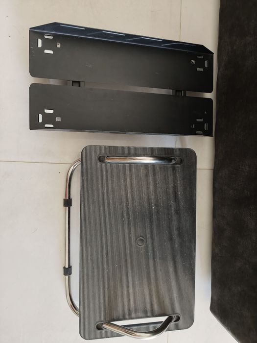 Pack Escritório: Suporte PC c/ Rodas IKEA UPPSELL + Apoio de Pés Ergon