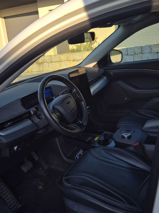 Ford Mustang Mach-E 98,7 Kwh RWD