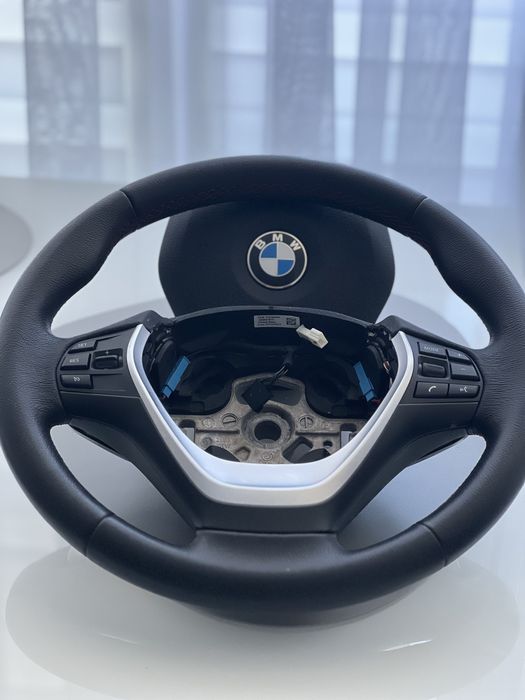 Руль BMW F30 F31 F25 F15 F32 F22