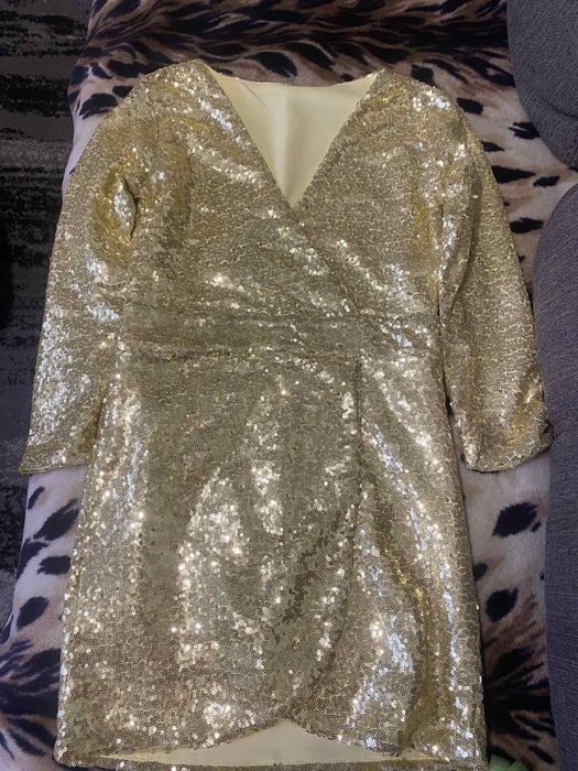 Продам нову сукню XS