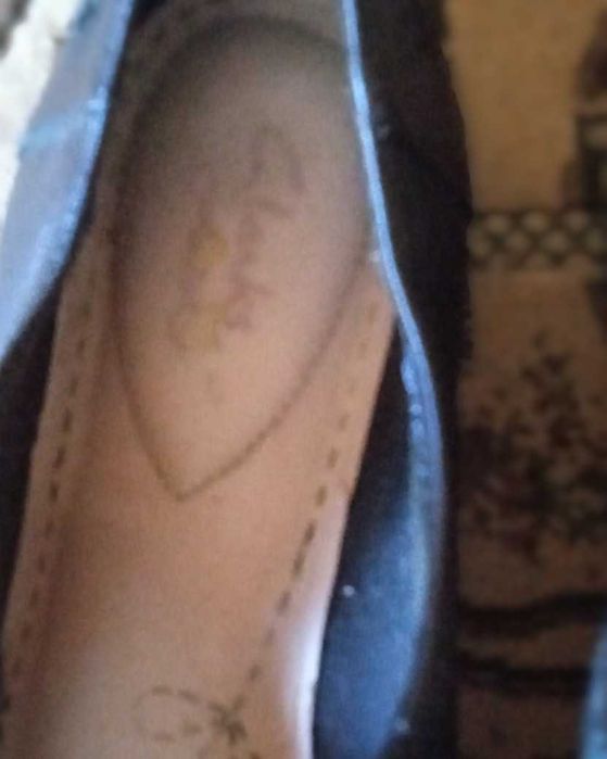 Продам стильні шкіряні туфлі Clarks устілка 25,5 см