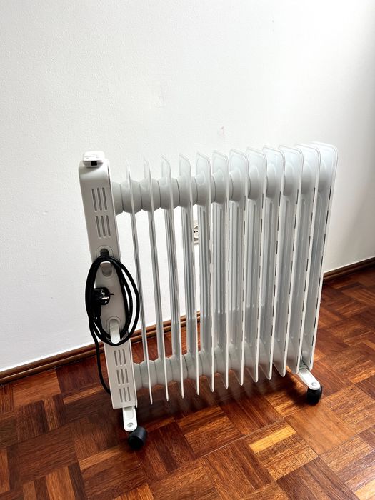 aquecedor elétrico a óleo - Midea NY2513-20MR