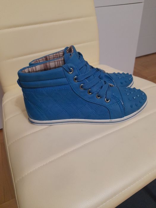 Buty      damski