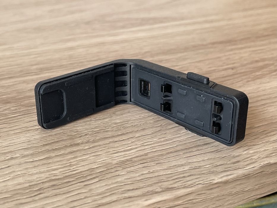 Insta360 Vertical-Horizontal Mount para insta360 ace series CINSAAXT