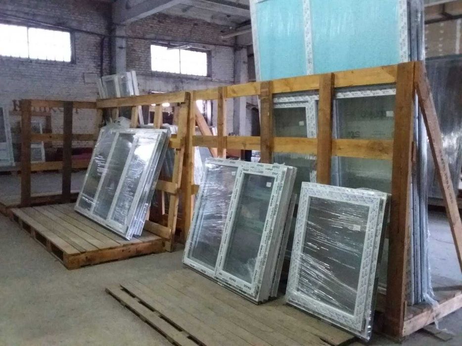 Продам окна из эконом профилей,1100х1300.Двері,Вікна Черкаси
