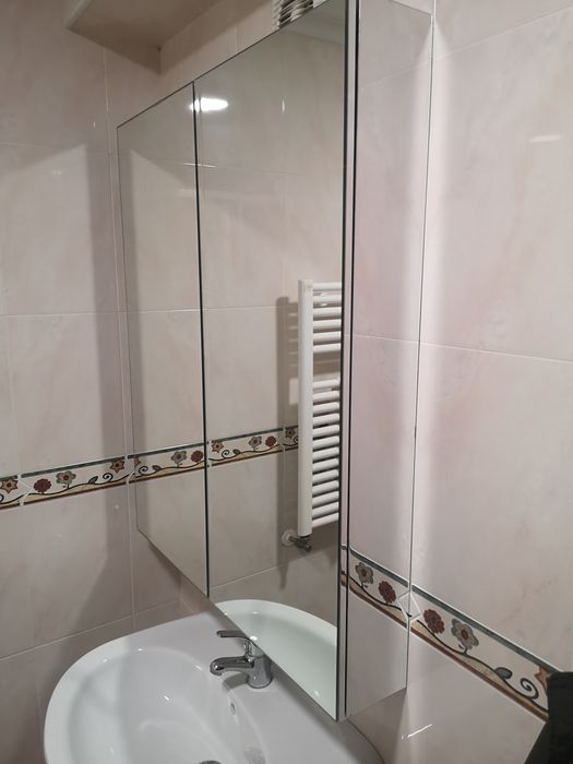 Armario espelado  com portas wc
