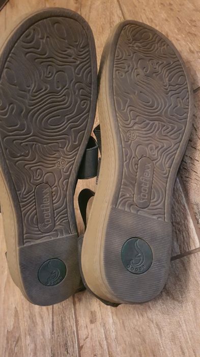 Nowe sandały FootFlexx
