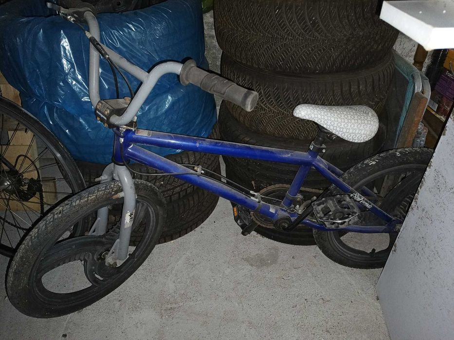 Rower BMX niebieski