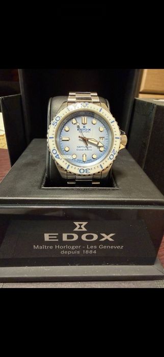 Годинник EDOX