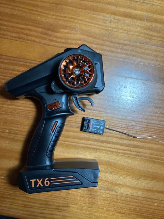 transmissor rc carro e receptor 2.4GHz