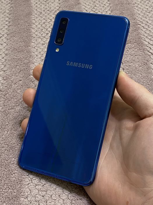 Телефон Samsung Galaxy A7 4/64gb NFC Швидкий