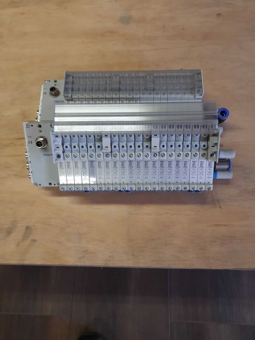 Wyspa elektrozaworów Festo VAEM-L1-S-24-PT