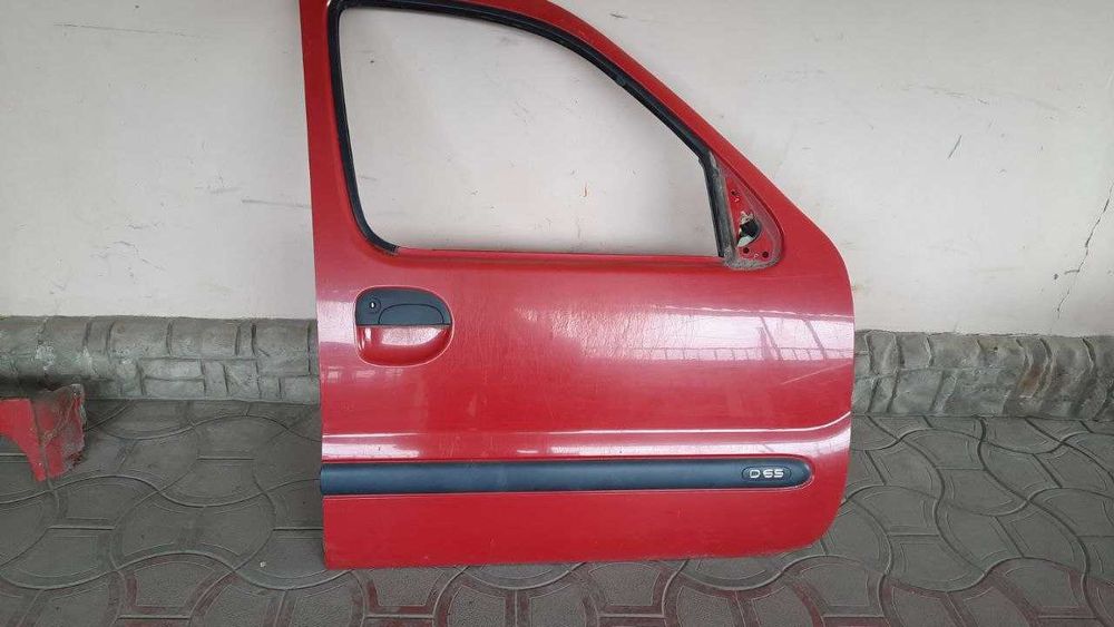 Дверь правая передняя Renault Kangoo