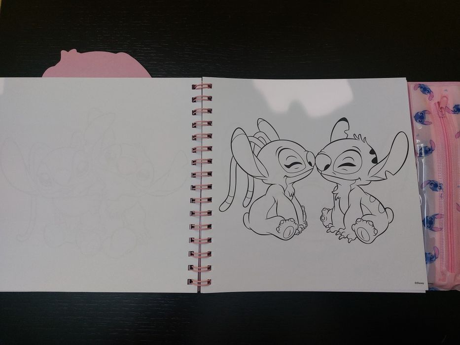 Livro de Colorir Stitch NOVO