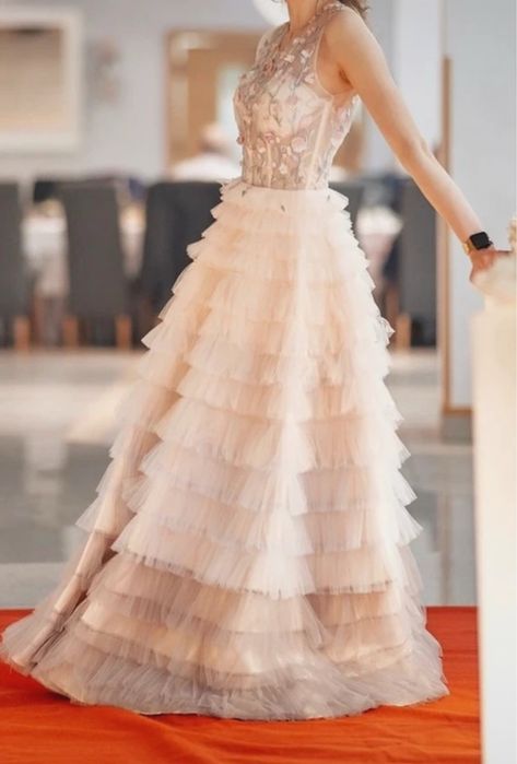 sukienka ślubna/balowa/wieczorowa na 18 na studniówkę różowa kwiaty