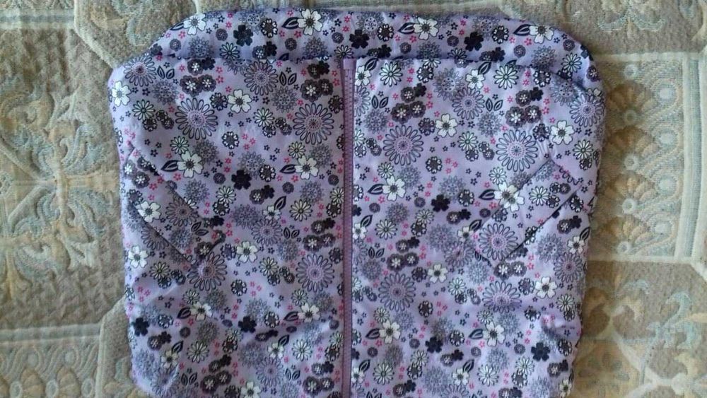 Красивая жилетка 104 рост в идеале