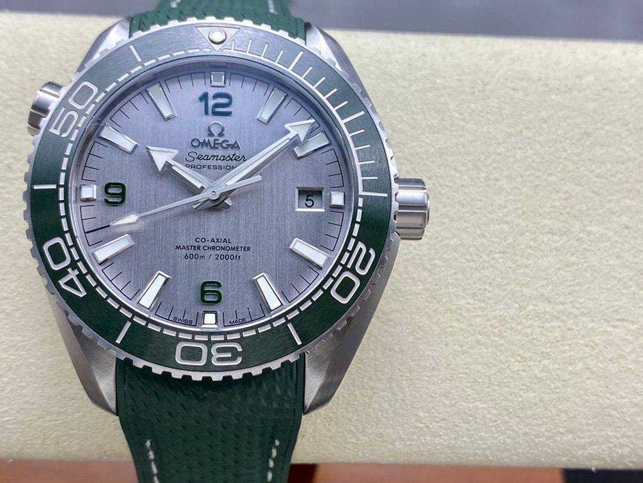 чоловічий наручний годинник  Omega Planet Ocean Seamaster 600m