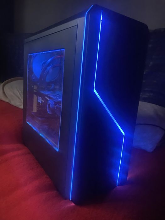 Torre gaming + teclado gaming + rato gaming