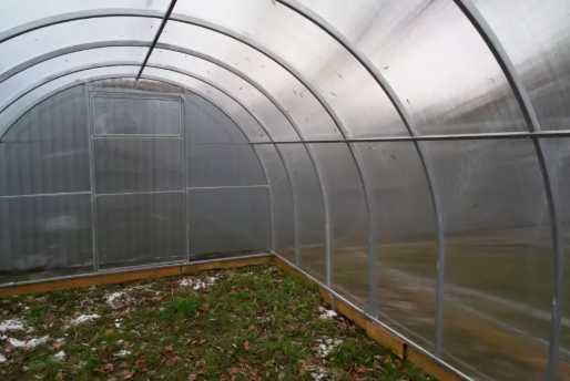 Теплиці від Заводу теплиць  Чехія з полікарбонатом №1 в Україні