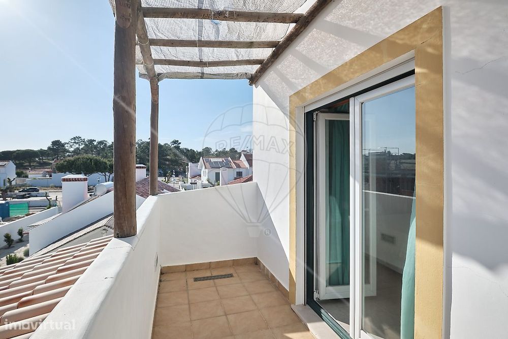 Moradia T4 para venda