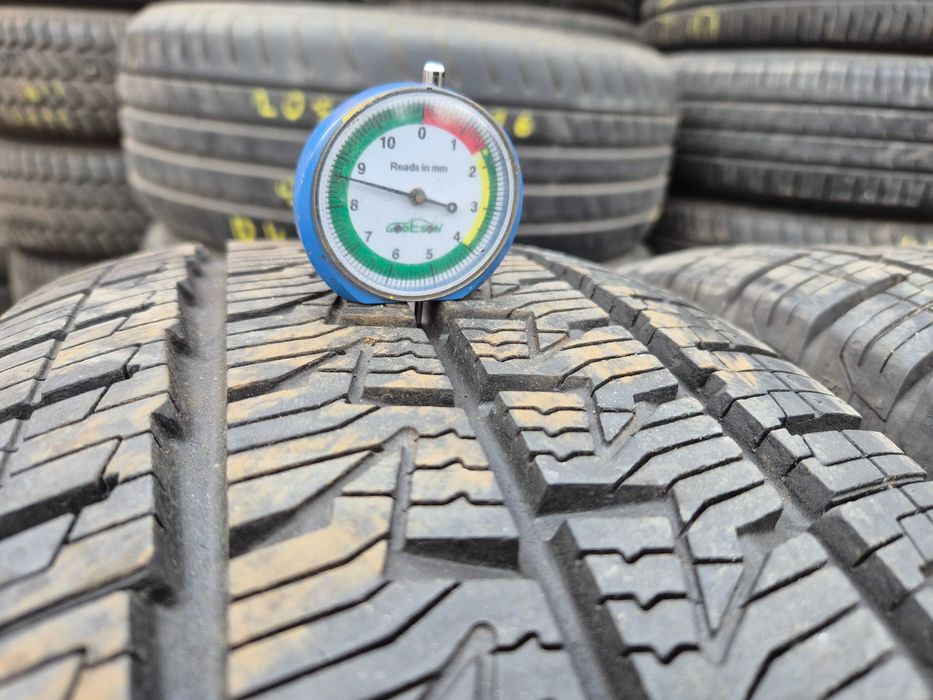 Continental VanContact 4Season 235/65r16c 121/119R N4729