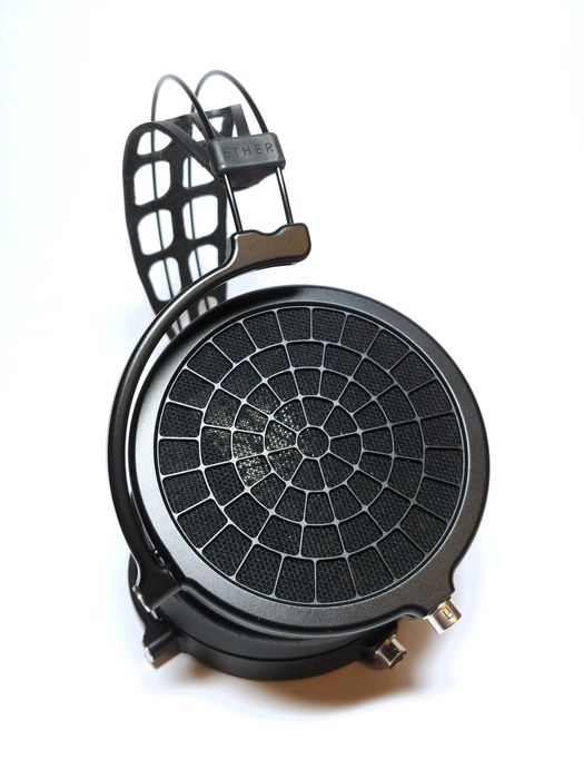 MrSpeakers ETHER 2 - найлегші флагмани у світі, кабель VIVO 6.3, $2200