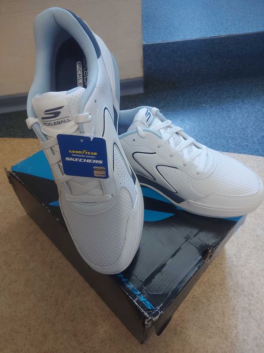 Skechers кожаніе кроссовки ,оригинал из США Стелька31см