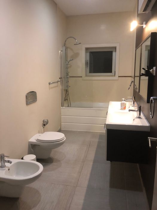 Quarto para arrendar