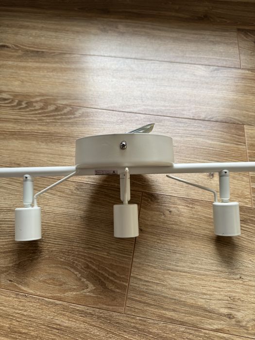 Lampa reflektor Ikea Tross g10