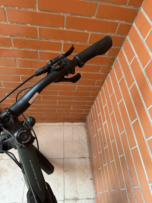 Bicicleta eléctrica Rock Machine STROM E90