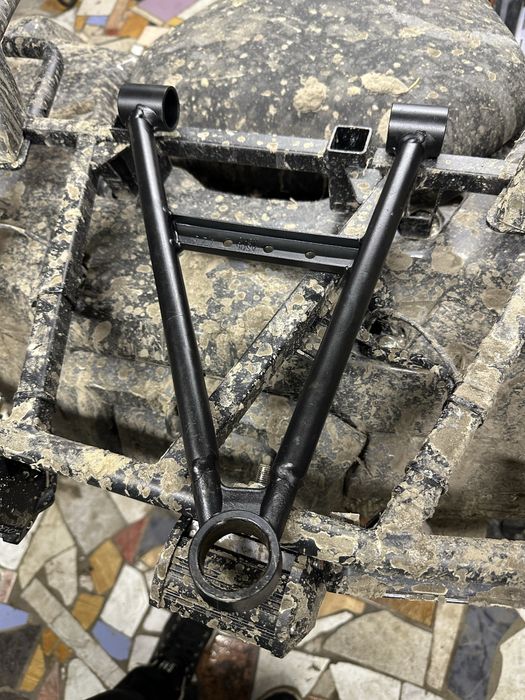 Wachacz prawy dolny Cf Moto - nowy