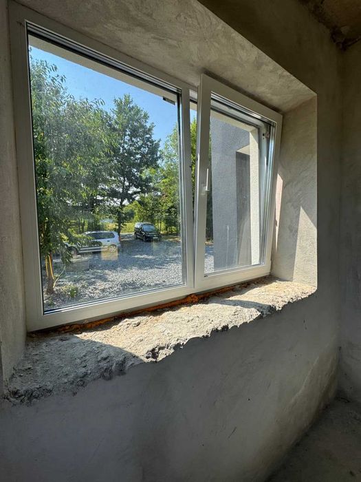 Продається сучасний будинок біля лісу в селі Валя Кузьмина