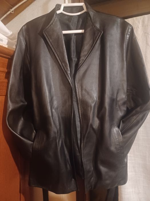 Casaco de senhora em couro