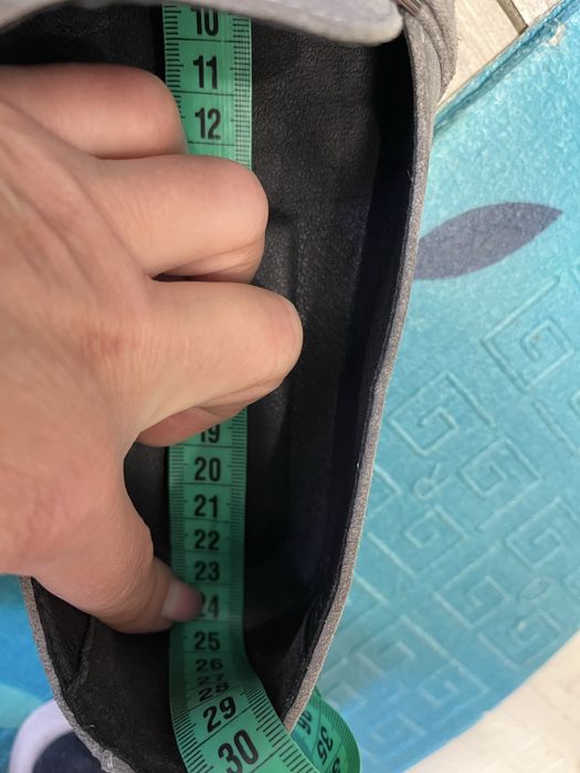 Жіночі туфлі. Лофери