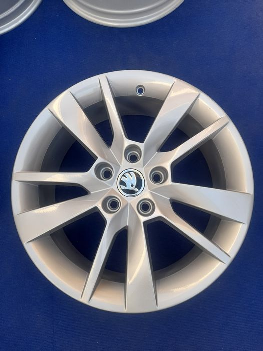 Jantes 17" 5x112  Skoda Audi VW Seat  Golf Passat A3 A4  Leon Octavia