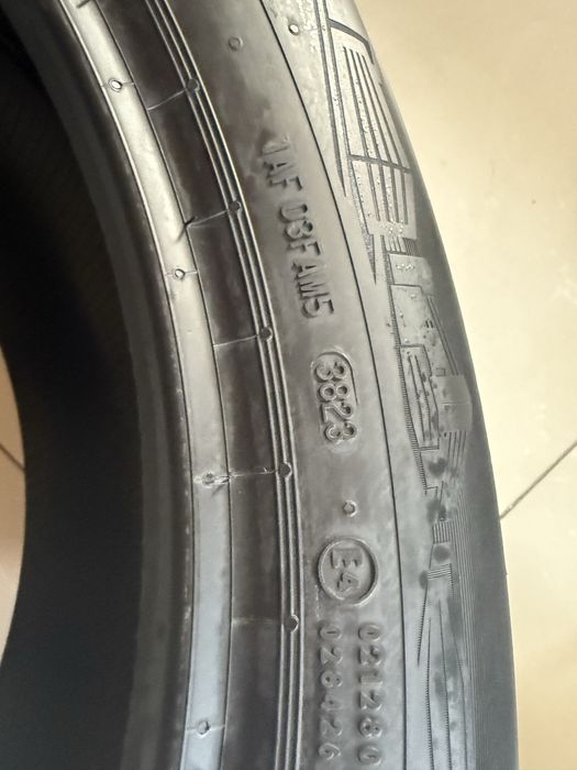 Шини всесезонні Continental AllSeason Contact 255/45/19 235/50/19