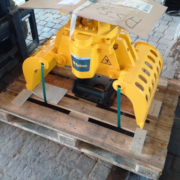 Epiroc Atlas Copco SB 102 młot hydrauliczny 100 kg do minikoparki 2 t