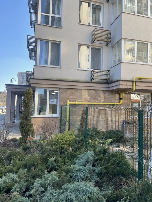 Продаж приміщення 61 кв м ЖК Теремки, вул. Заболотного, 15