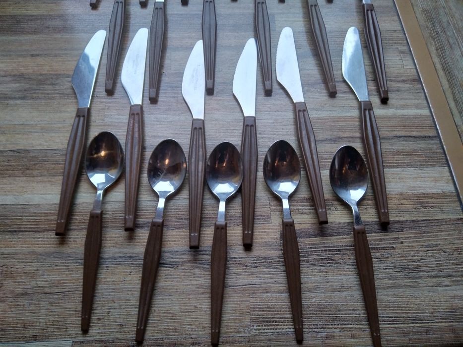 Komplet sztućców Gerlach bakelit 23 sztuki Prl