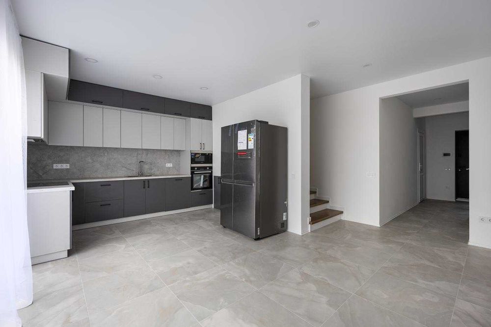 Будинок Дуплекс з ремонтом та меблями, Дмитровичі, Львівська область