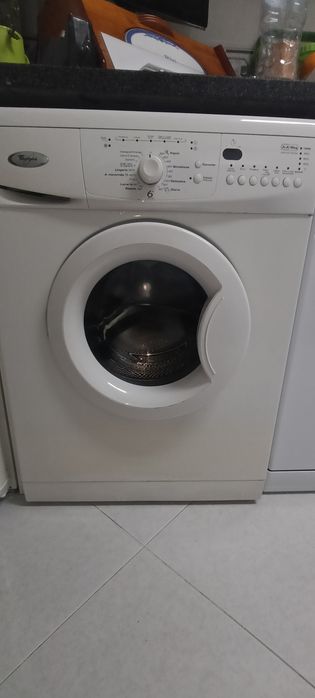 Máquina de lavar roupa