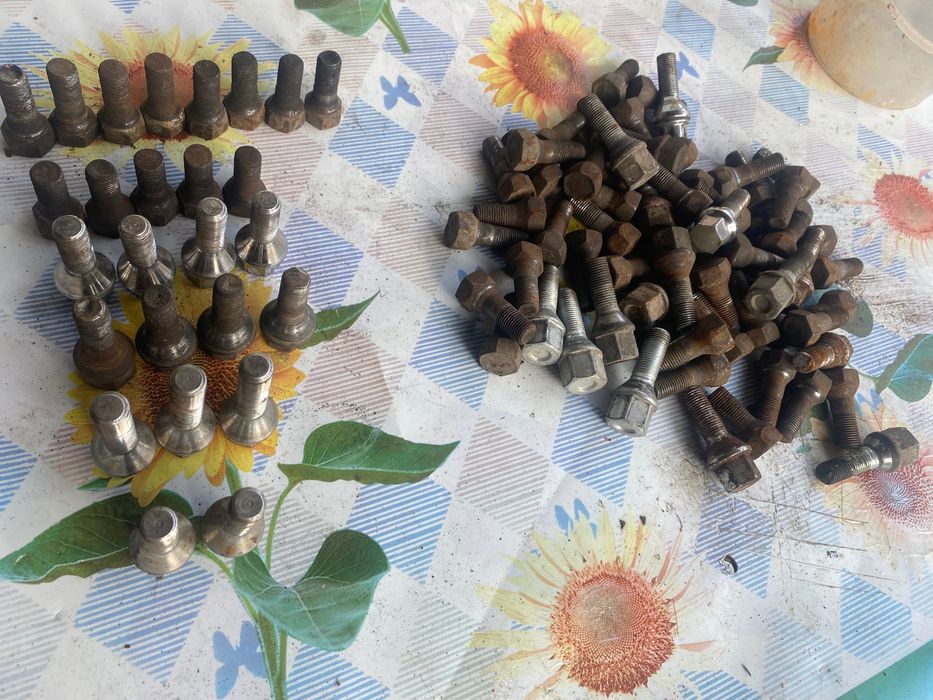 Болты колёсные на ваз 2101-2109