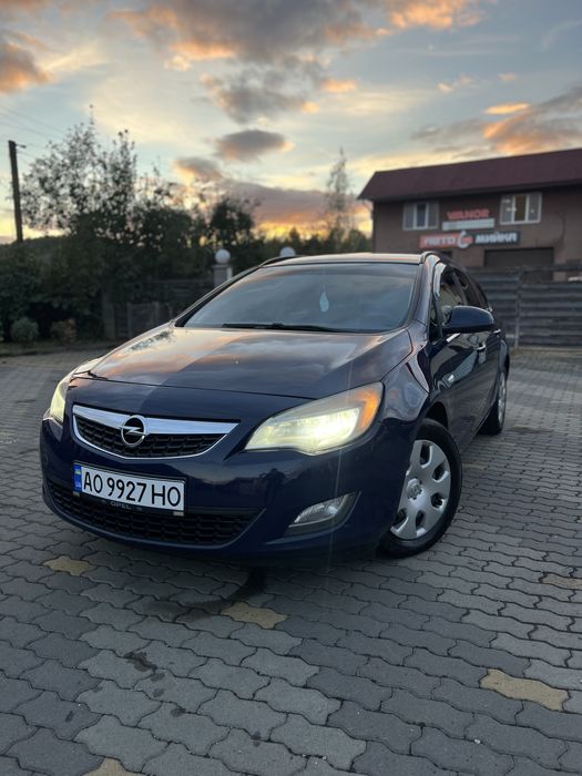 Opel Astra Sport Tourer