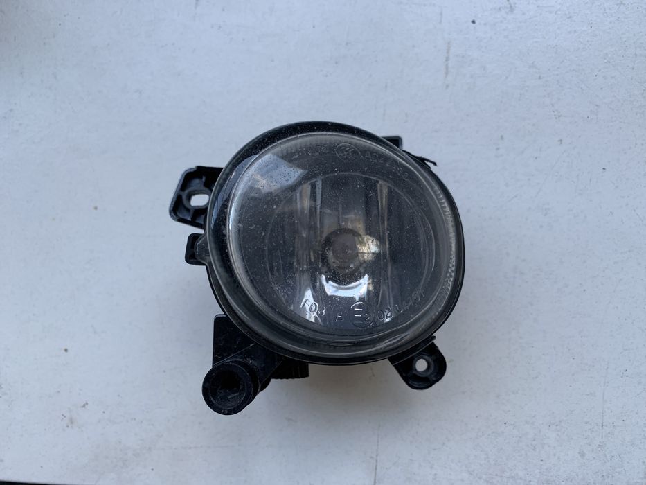 Farol nevoeiro Audi A4 2010