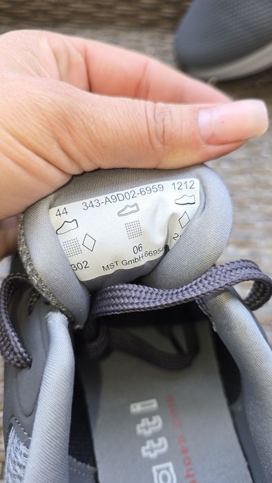 Чоловічі кросівки bugatti 
Размір 44-28.5cm